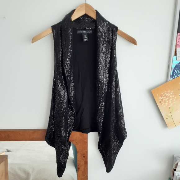 H&M Sequence Vest - Picture 3 of 3